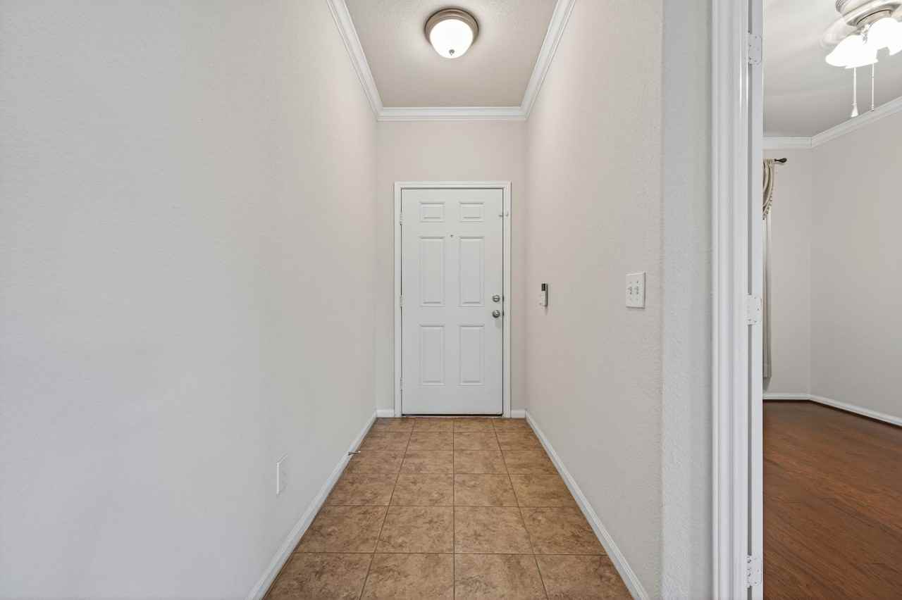 15410 Grand Sage Dr - Photo 4 of 43