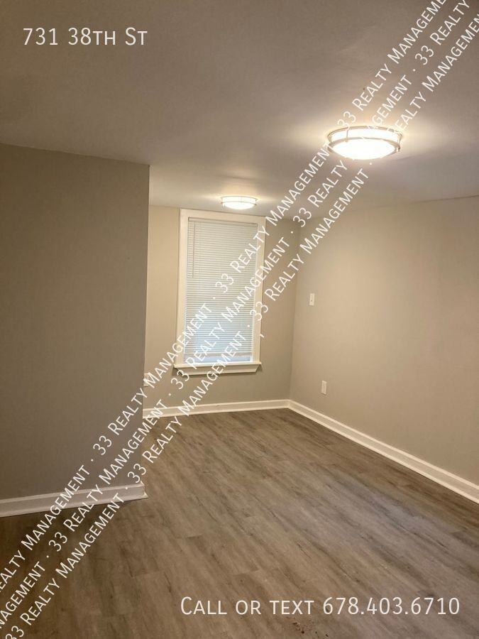 731 East 38th Street - Photo 6 of 7