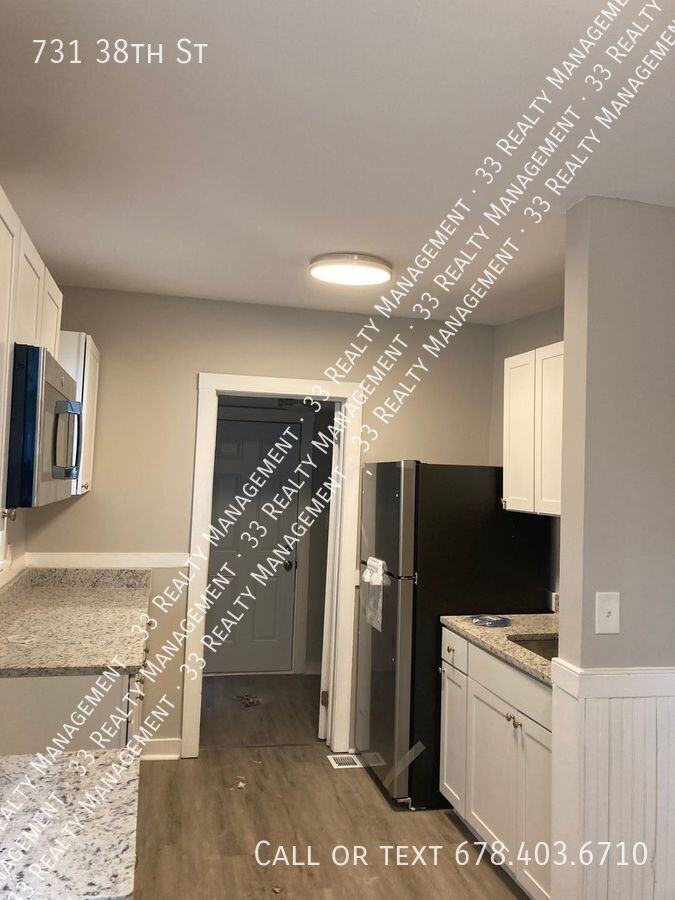 731 East 38th Street - Photo 7 of 7