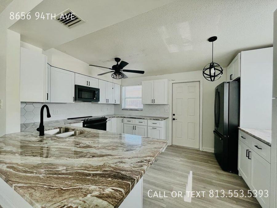 8656 94th Ave - Photo 4 of 8