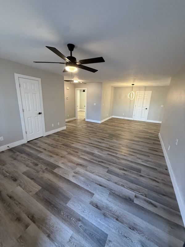 133 W Terrace Ct - Photo 2 of 18