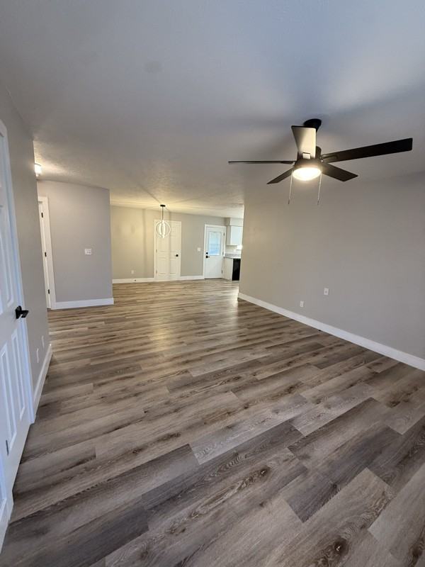 133 W Terrace Ct - Photo 3 of 18