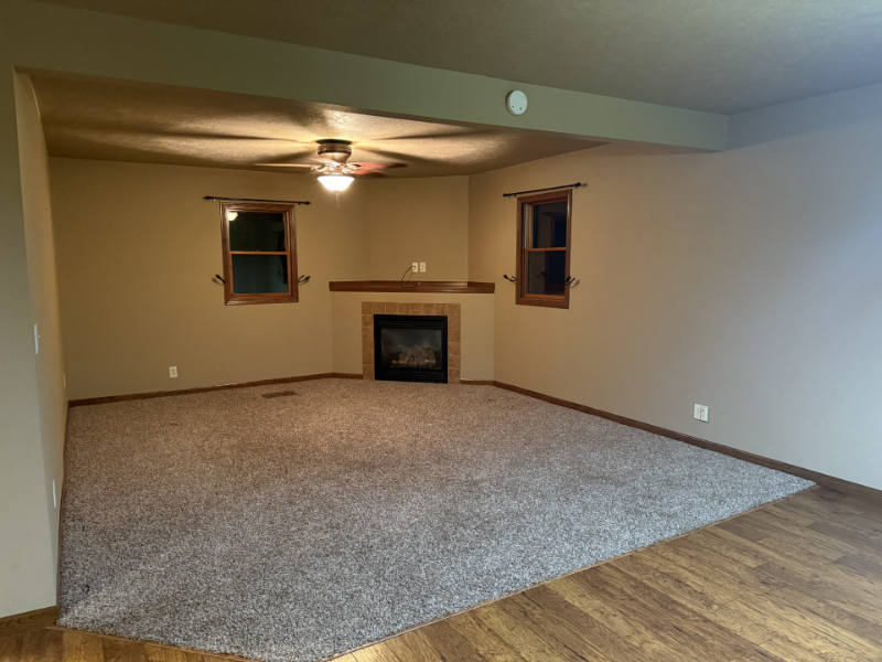 26097 468th Avenue - Photo 3 of 10