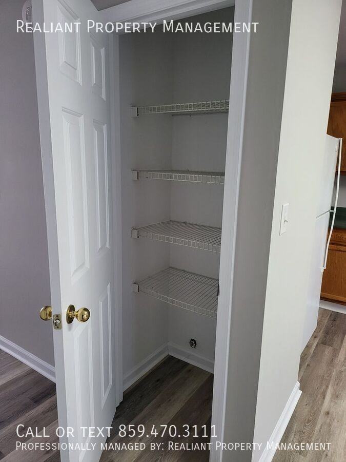 632 Big Bear Ln - Photo 6 of 17