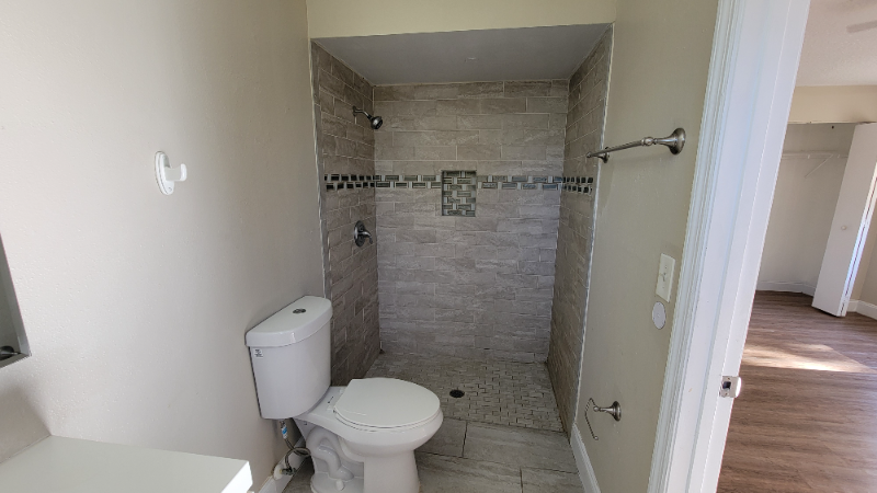 235 Chadworth Drive - Photo 7 of 21