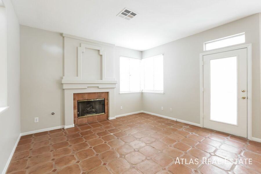 2213 Warm Walnut Dr - Photo 5 of 22