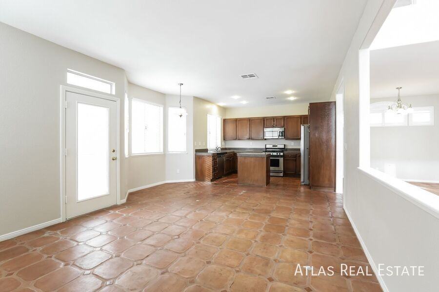 2213 Warm Walnut Dr - Photo 6 of 22