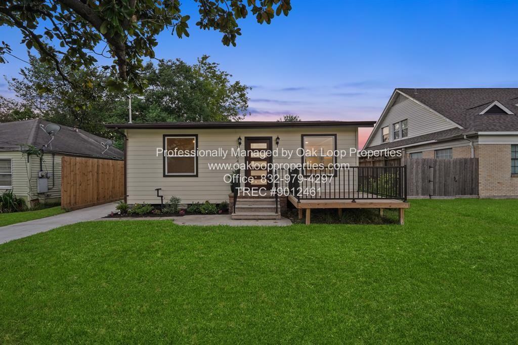 1404 Des Jardines Street