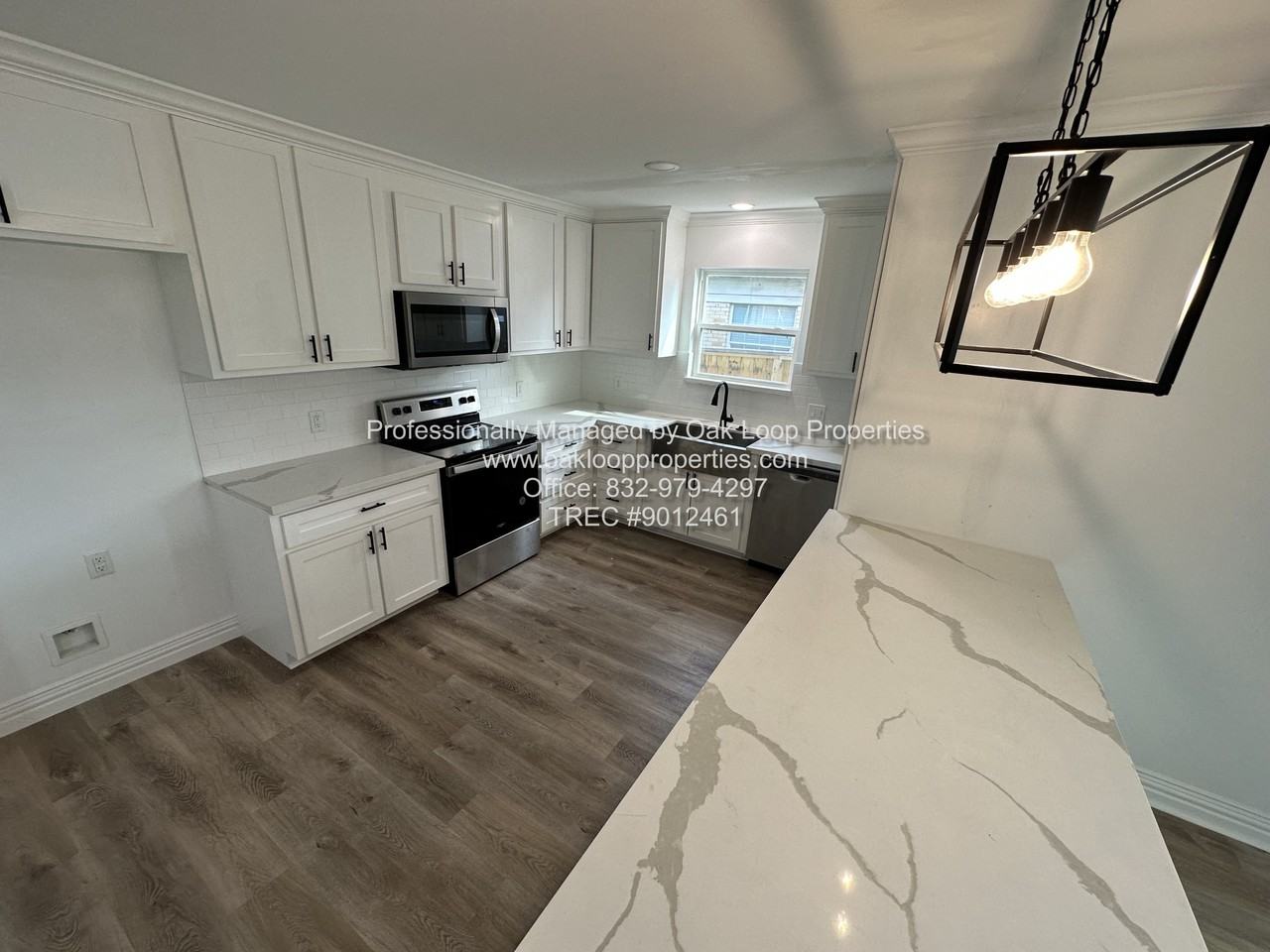 1404 Des Jardines St - Photo 7 of 30