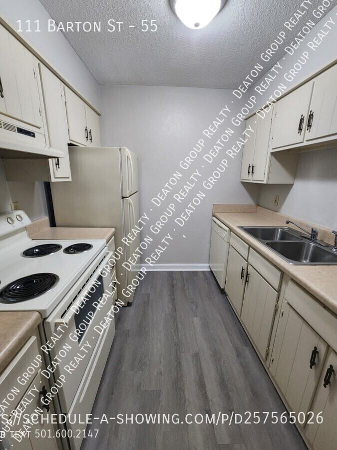 111 Barton St #55 - Photo 4 of 14