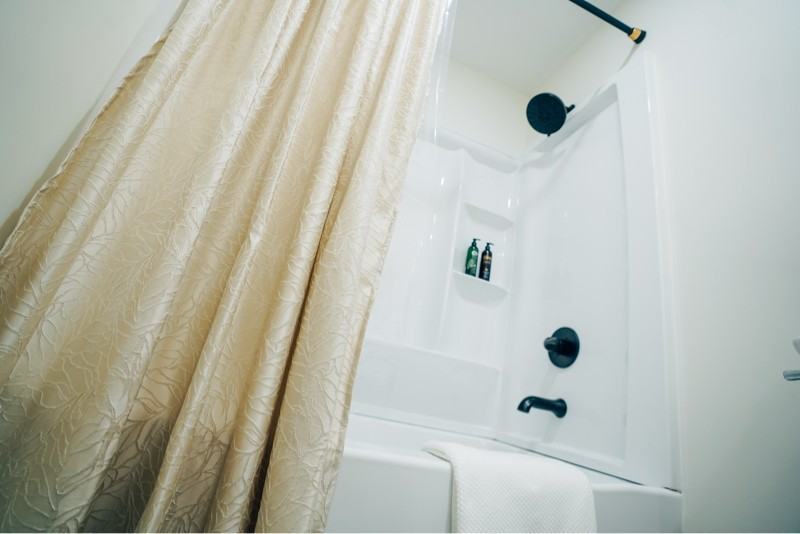 106 Hotel Street - Photo 3 of 26