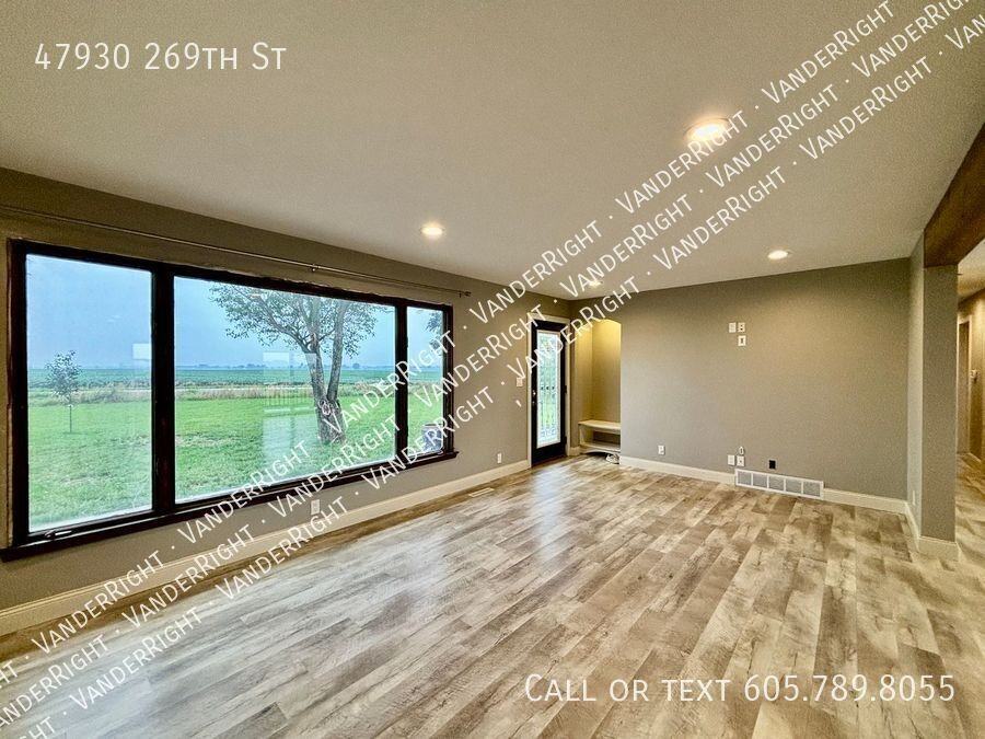 47930 269th Street - Photo 2 of 27