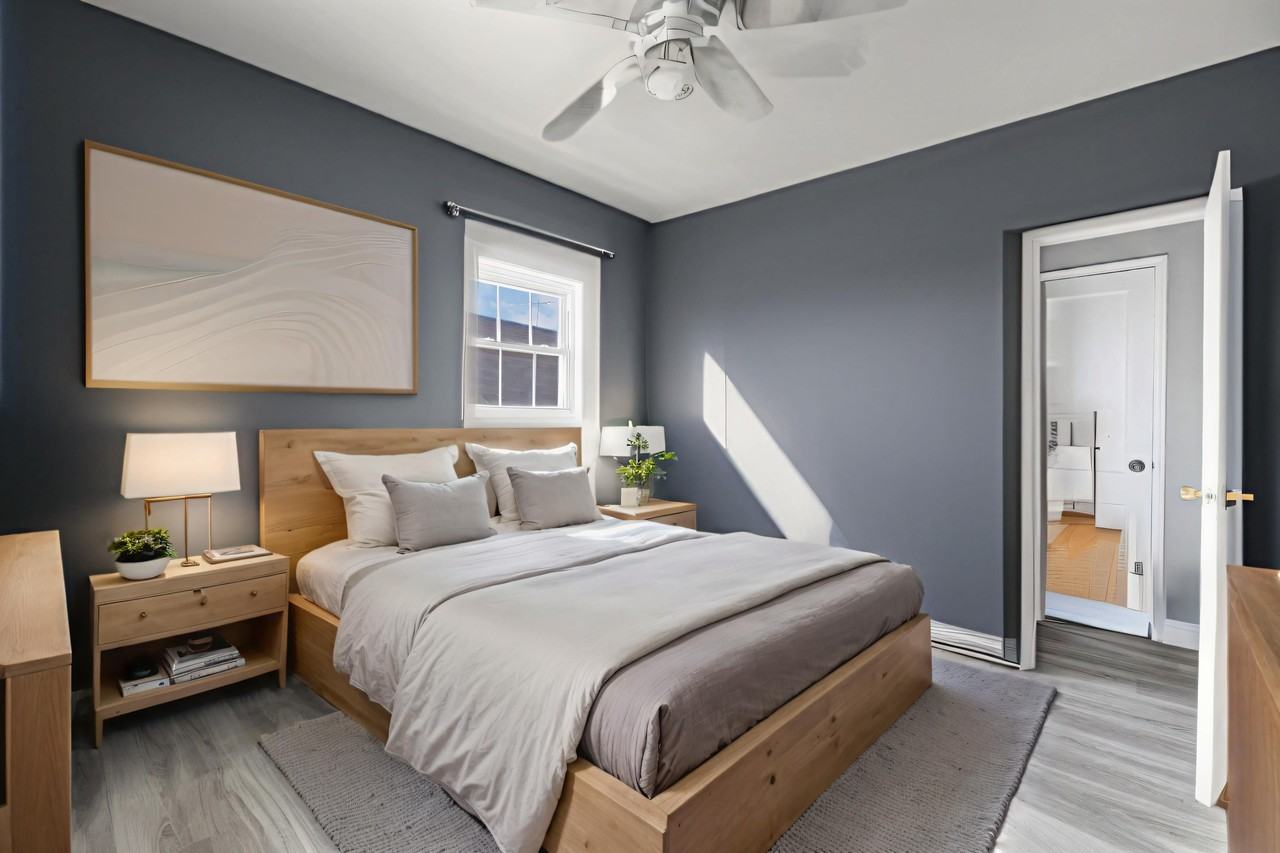 2407 21st Pl Ne Apt 2 #2 - Photo 4 of 10