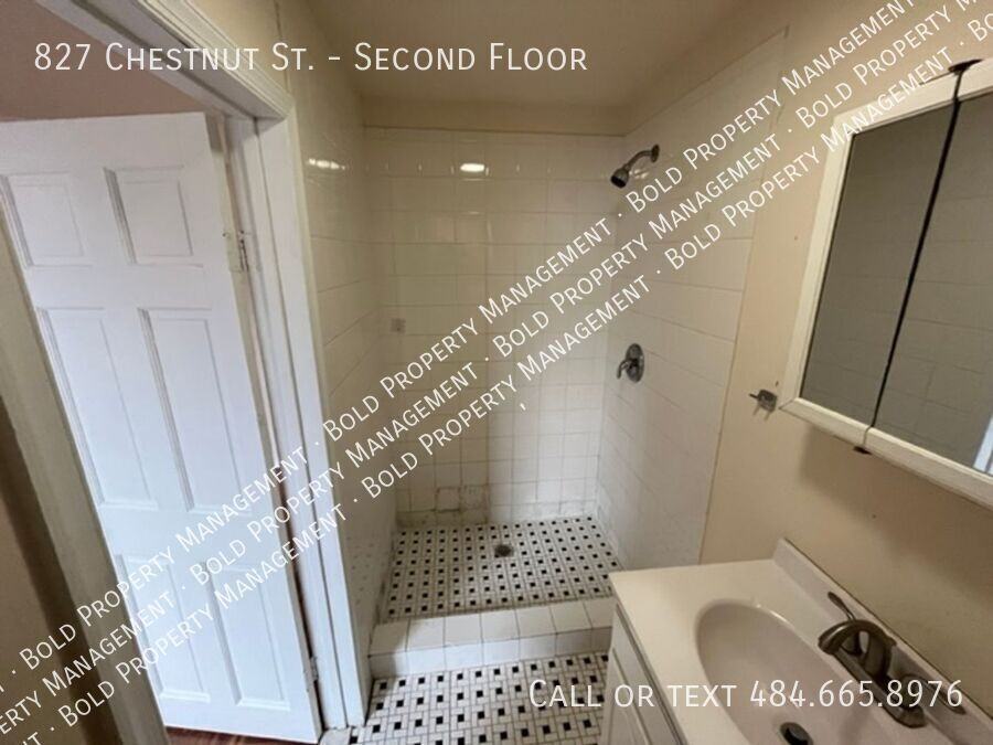 827 Chestnut St #2ndFL - Photo 7 of 7