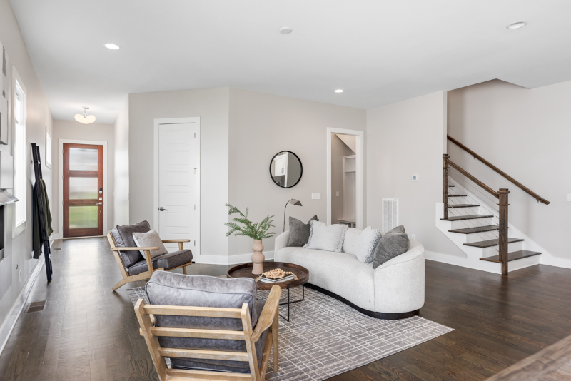 1002 Southside Avenue - Photo 4 of 20