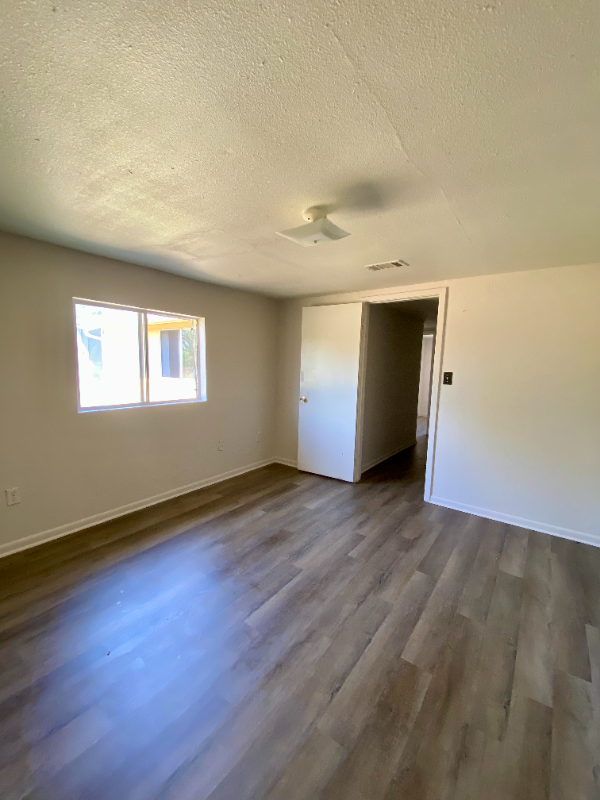 415 Jasmine Ln #415 - Photo 6 of 18