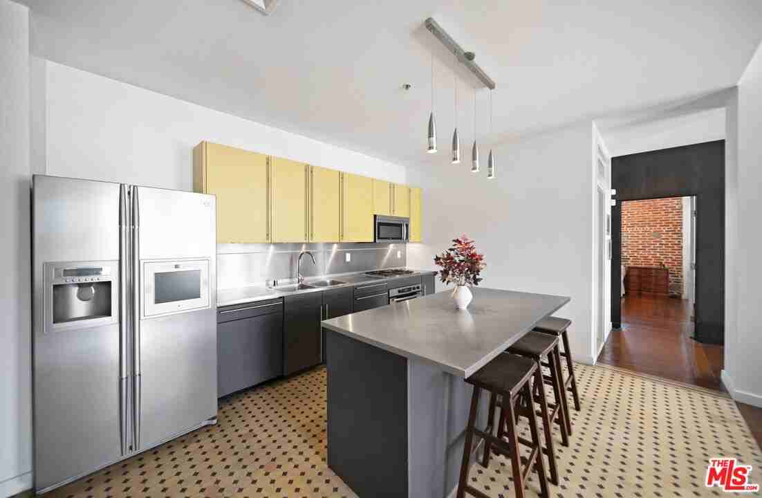 257 South Spring Street #2574E - Photo 2 of 28