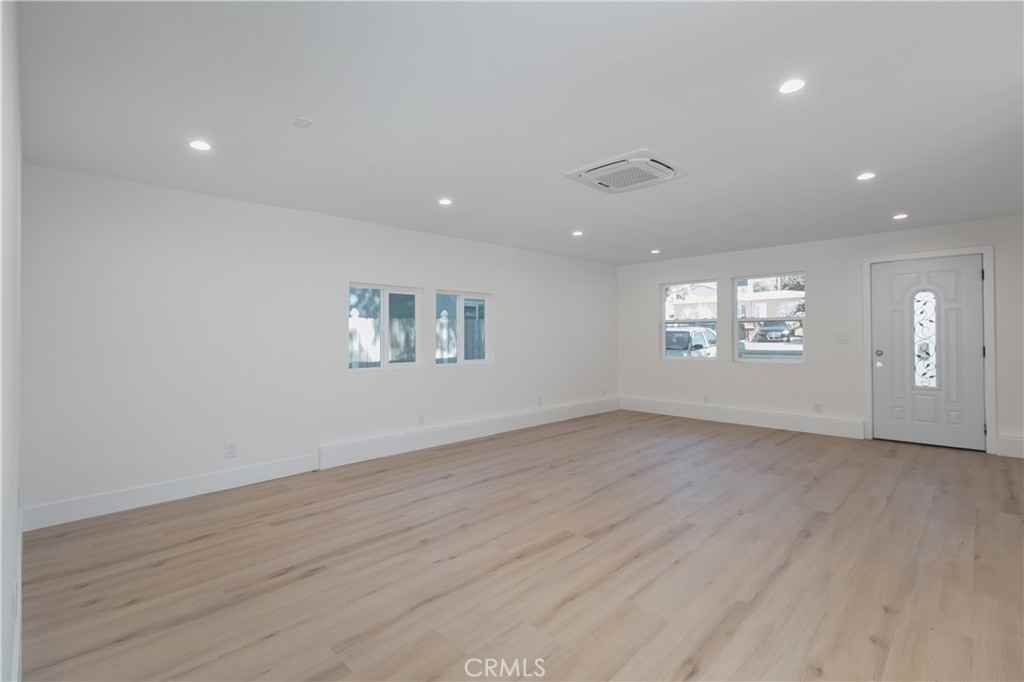 10835 Parr Avenue #10835 - Photo 6 of 12