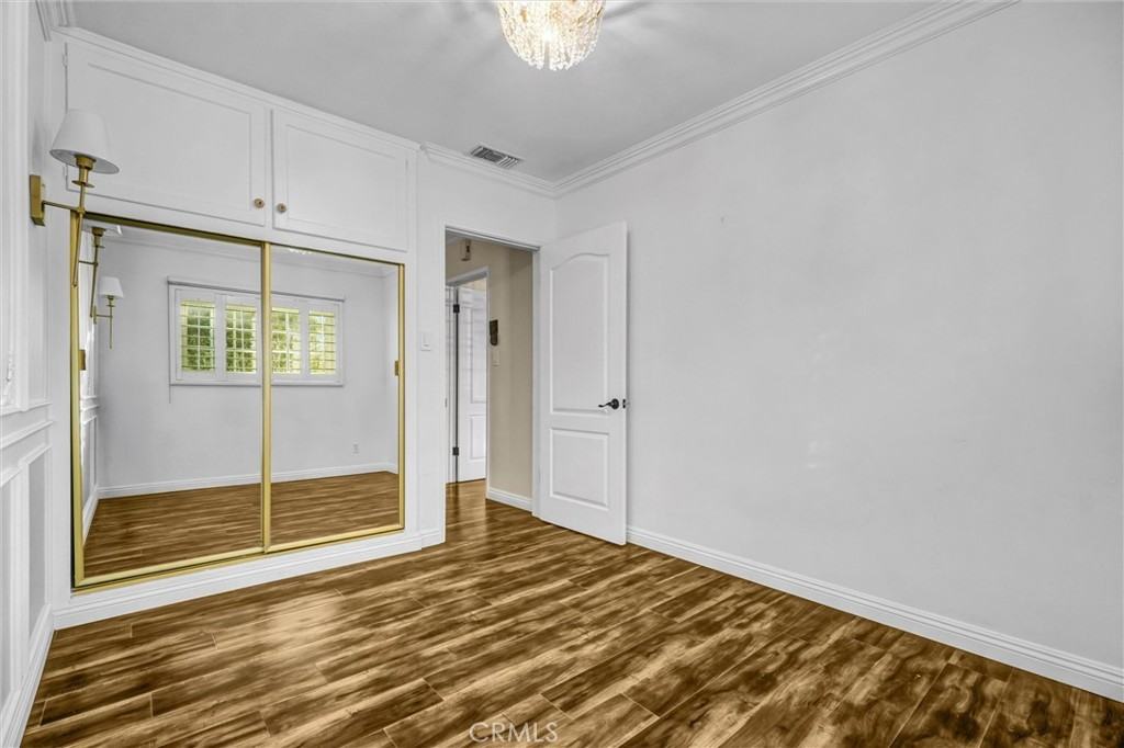 2354 Snowden Ave #2354 - Photo 7 of 30