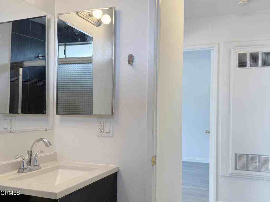 318 Laveta Ter #318-4 - Photo 2 of 14