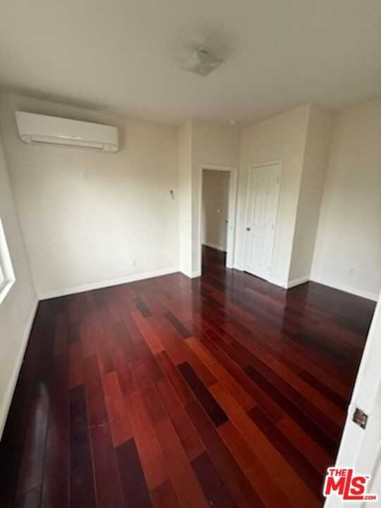 123 North Benton Way #123 - Photo 4 of 13