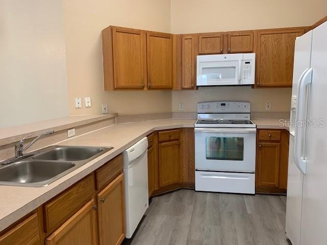 429 Majesty Dr #429 - Photo 7 of 31