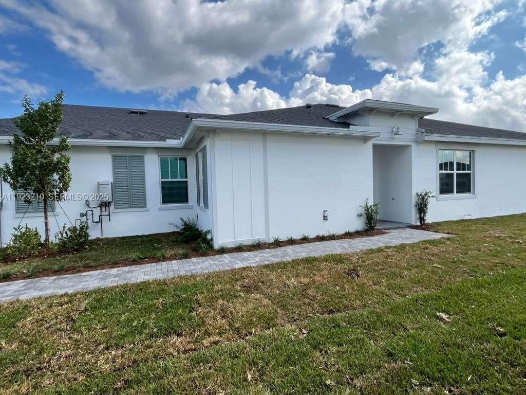 19600 Whispering Pines Rd - Photo 2 of 5