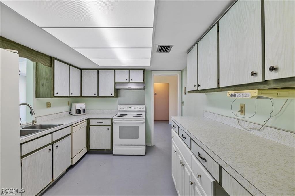 1387 Sunrise Drive #1387 - Photo 3 of 12