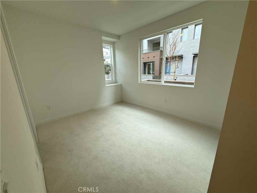 693 South Lyon Street #693 - Photo 7 of 28