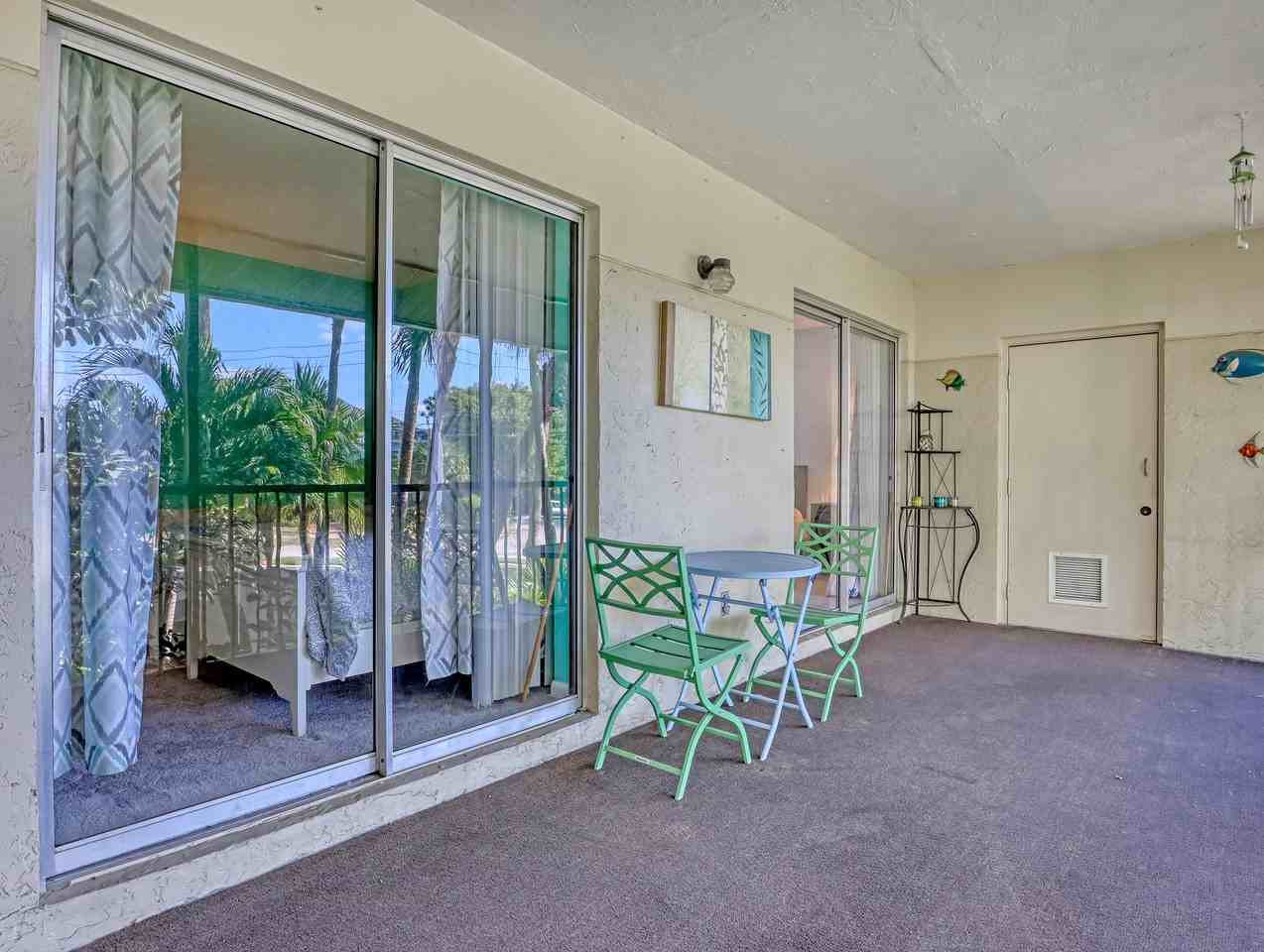 6552 Chasewood Drive #6552H - Photo 2 of 33