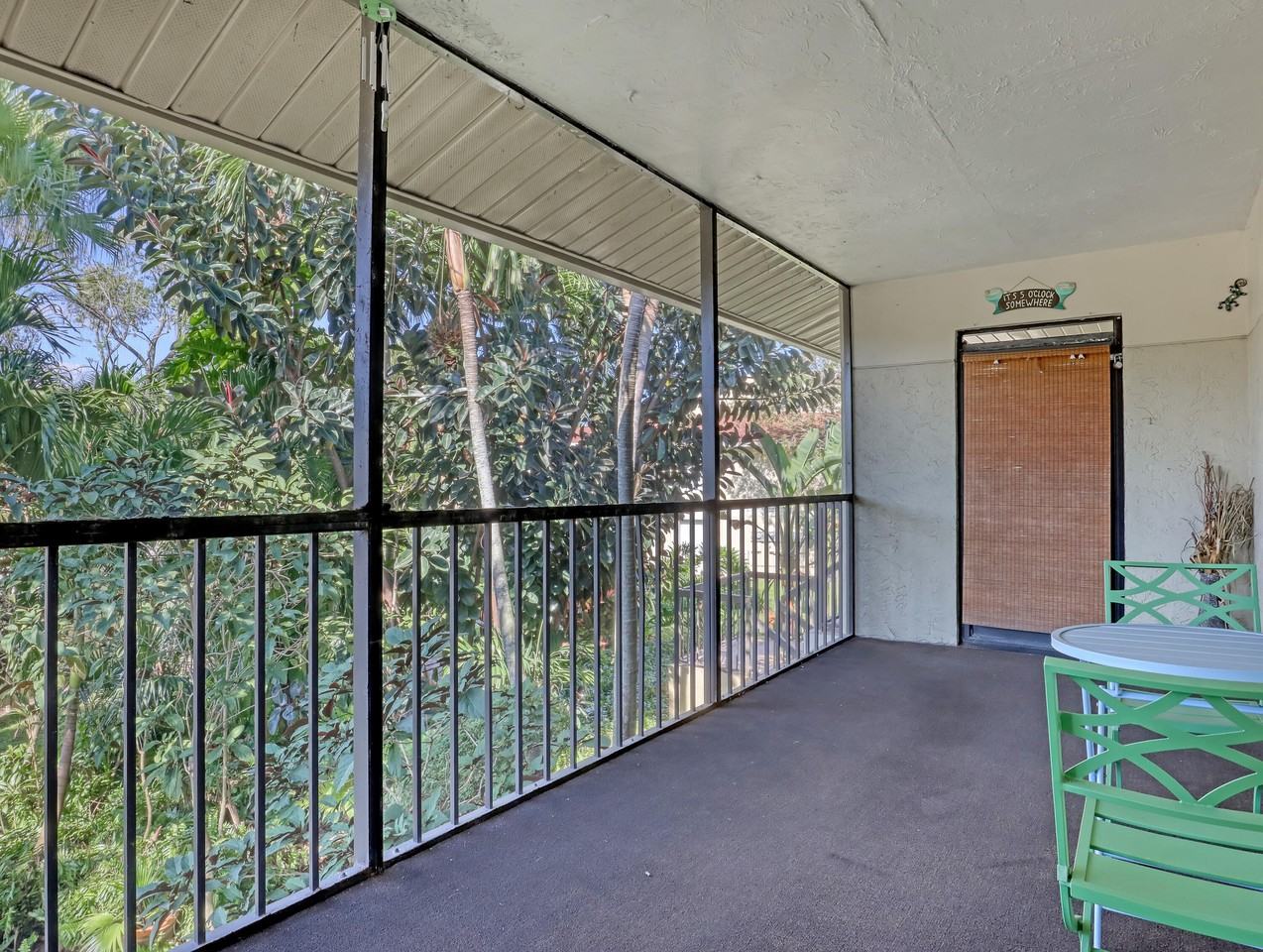 6552 Chasewood Drive #6552H - Photo 3 of 33