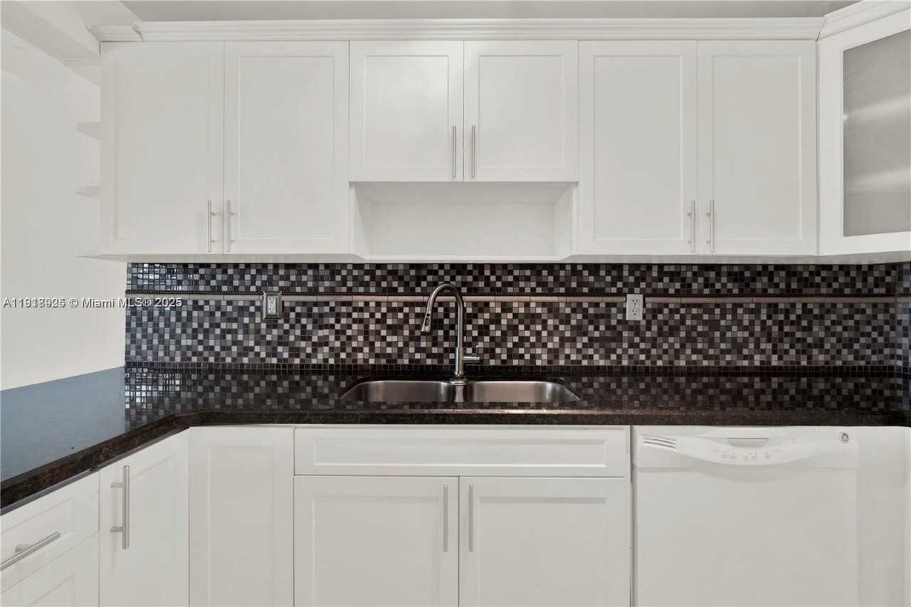 1990 West 56th Street #1990-1407 - Photo 2 of 15