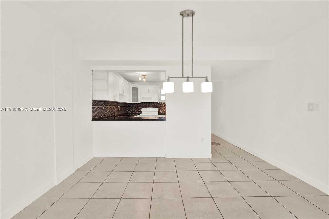 1990 West 56th Street #1990-1407 - Photo 3 of 15