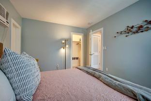 1215 Northeast 17th Avenue - Photo 1 of 1