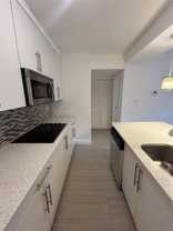 914 Northeast 15th Avenue #914-3 - Photo 1 of 1