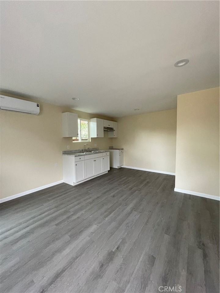 45124 Redwood Ave #45124 - Photo 5 of 16