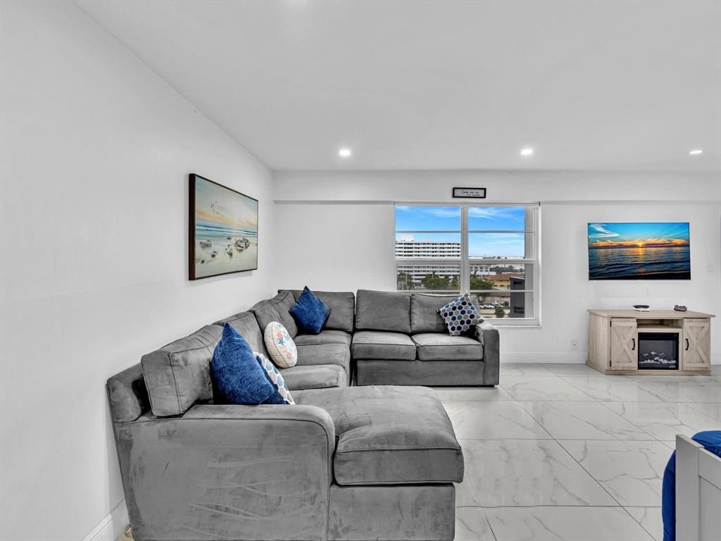 5100 Dupont Boulevard #51008G - Photo 2 of 50