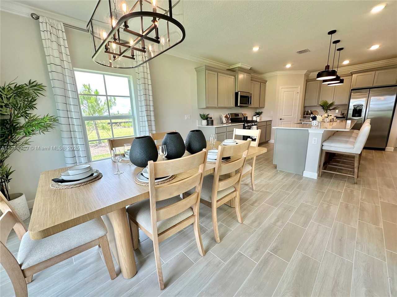 19689 Whispering Pines Rd #19689 - Photo 2 of 38