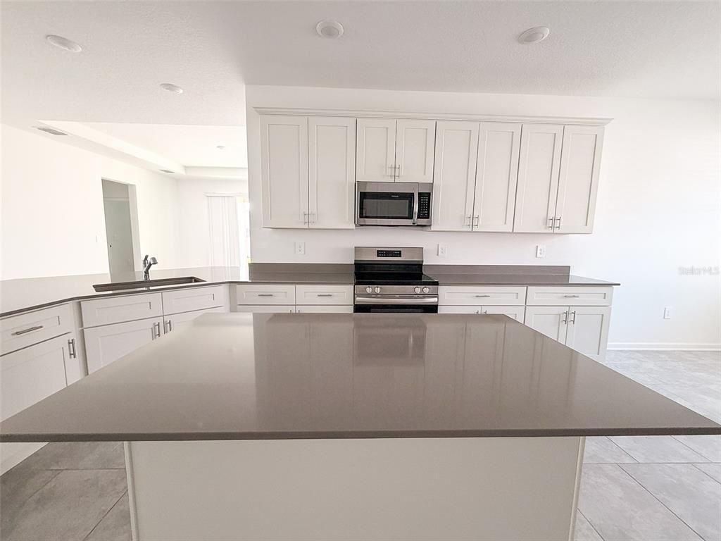 1966 Winnie Ct #1966 - Photo 3 of 32