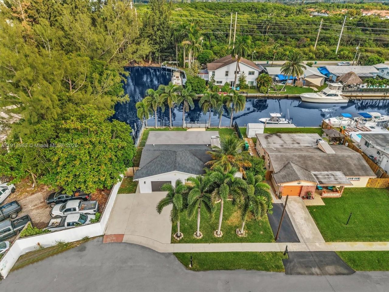 4500 Southwest 42nd Terrace #4500 - Photo 2 of 50