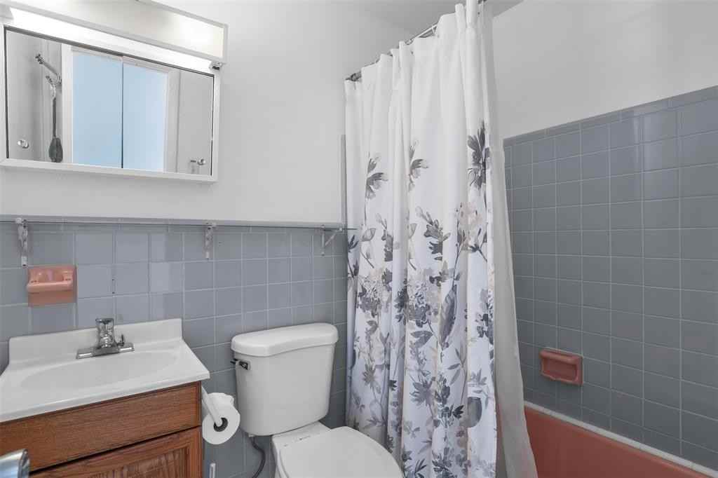 9412 Bellewood St #9412 - Photo 2 of 41