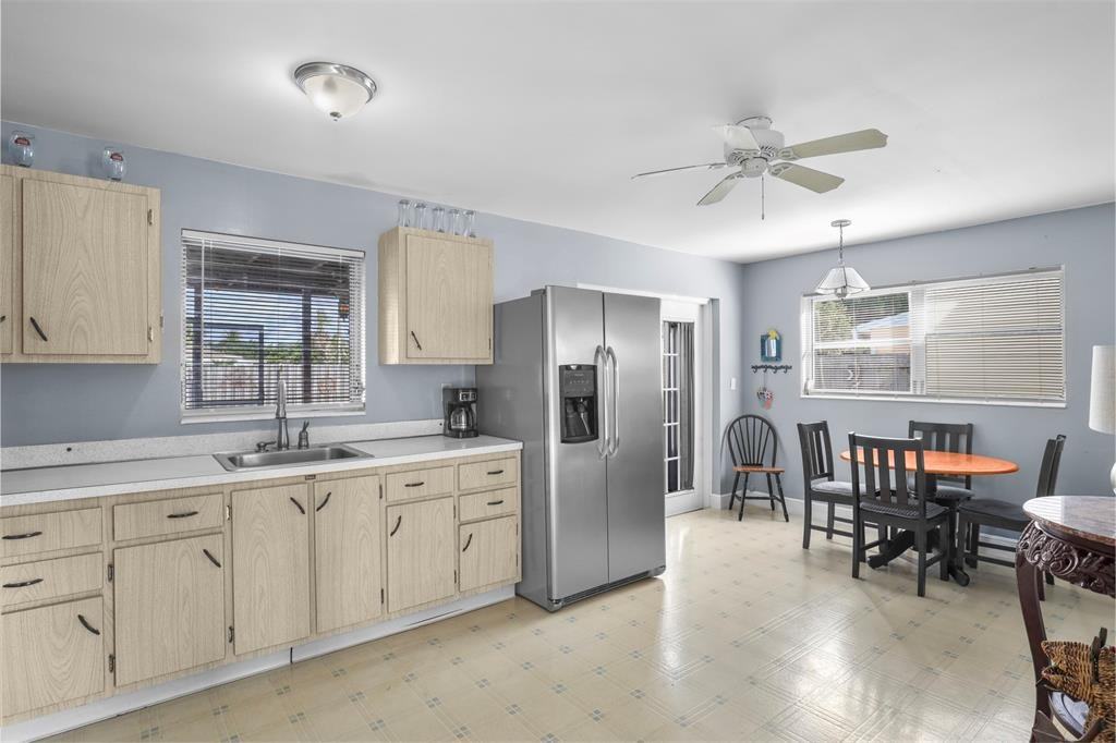 9412 Bellewood St #9412 - Photo 3 of 41