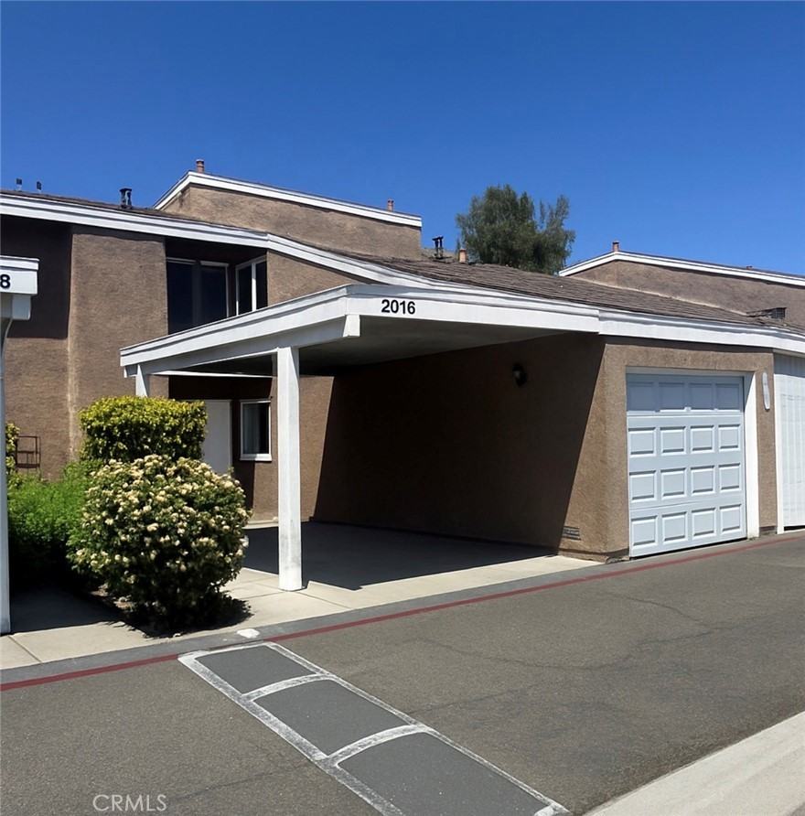 44628 La Paz Rd #44628 - Photo 2 of 12