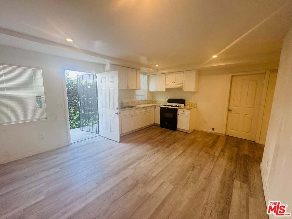 231 E 85th St #231-231 - Photo 5 of 50