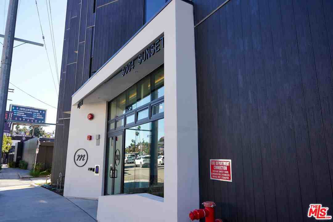 3004 West Sunset Boulevard