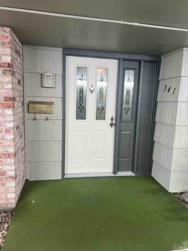 341 Rockgreen Pl #341 - Photo 3 of 16