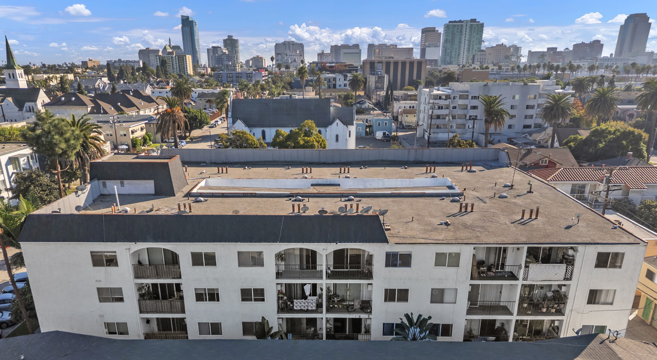 823 Linden Ave. - Photo 3 of 13