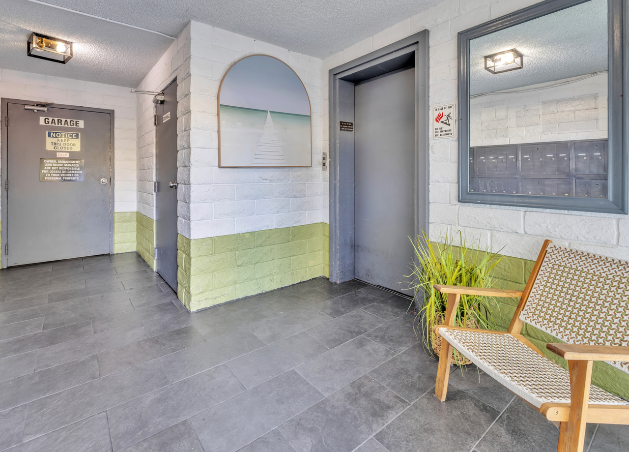 823 Linden Ave. - Photo 5 of 13