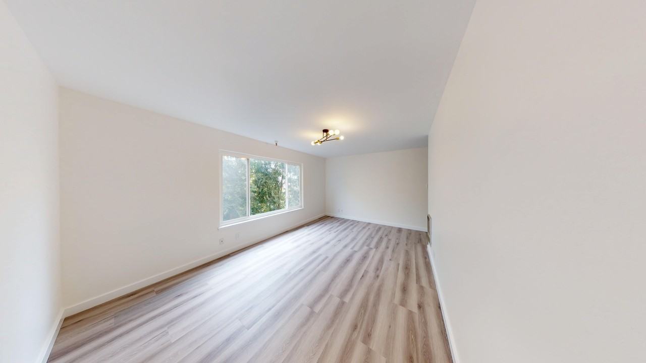 2028 Scott Street - Photo 2 of 17