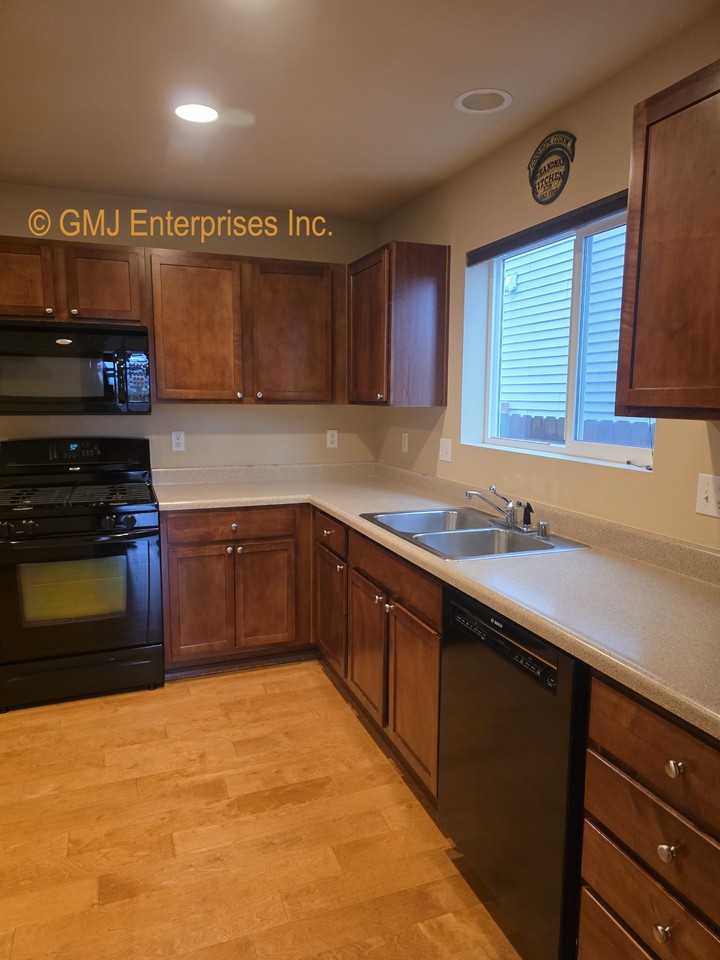 9912 198th Avenue Ct E #NA - Photo 4 of 23